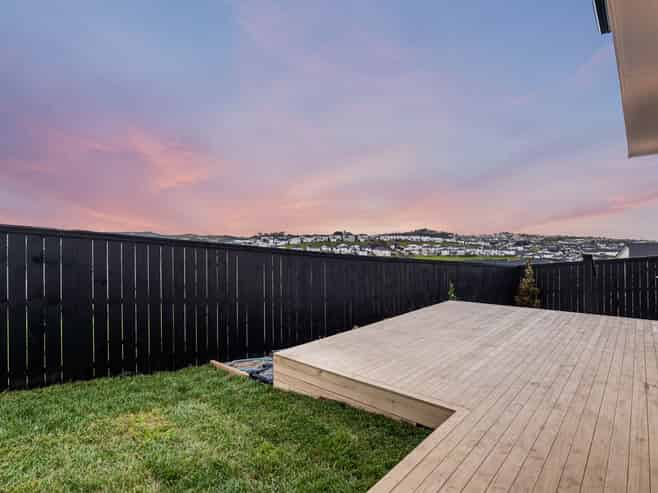 97 Skulander Crescent, Millwater