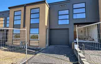 8 Koanga Road, Milldale
