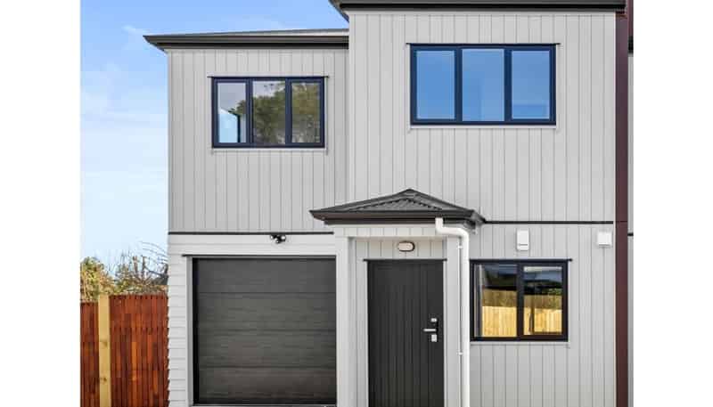 40C Trentham Road, Papakura