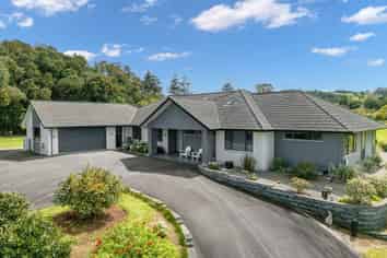 6 Kaymahr Lane, MAUNU