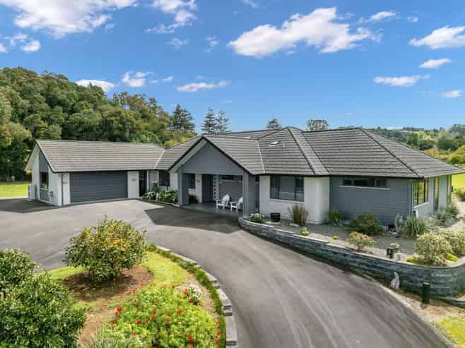 6 Kaymahr Lane, MAUNU