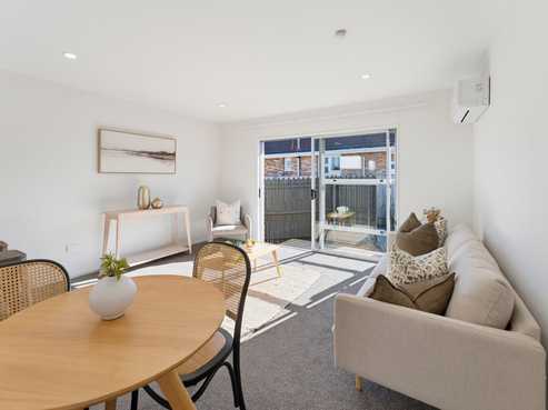 2/46 Buffon Street, Waltham