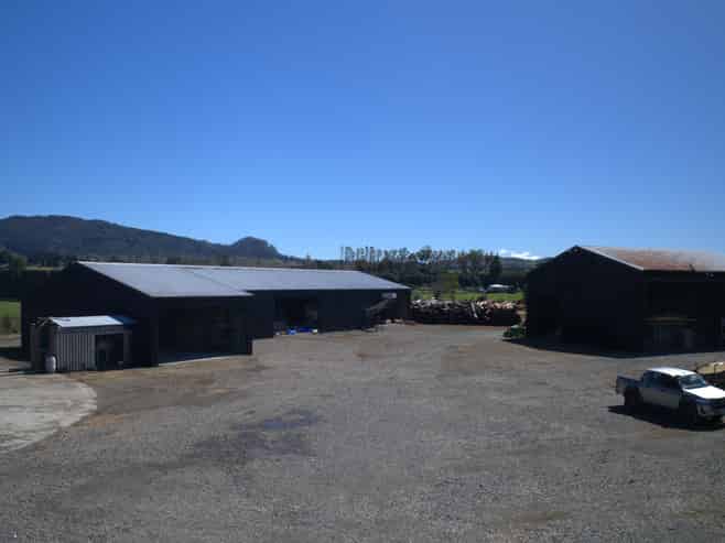 INDUSTRIAL FLEXIBILITY – FROM 1,200m² TO 5,000m²+