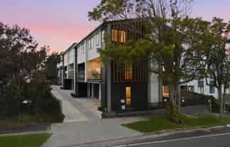 8D Epping St, Glen Innes