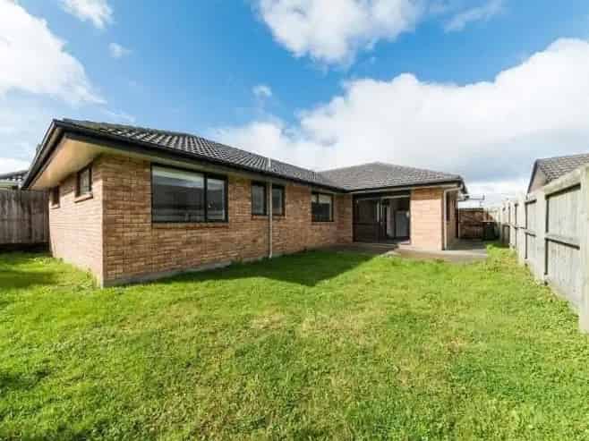 13 Rehua Place, Favona