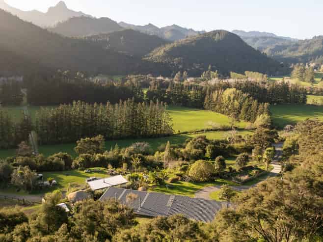 189 Puketui Valley Road, Hikuai