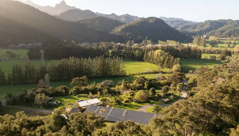 189 Puketui Valley Road, Hikuai