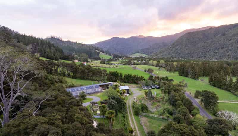 189 Puketui Valley Road, Hikuai