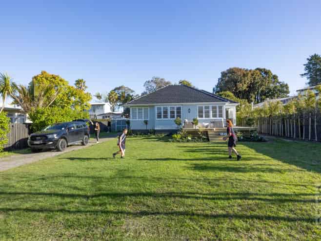 4 Albert Street, Riverhead