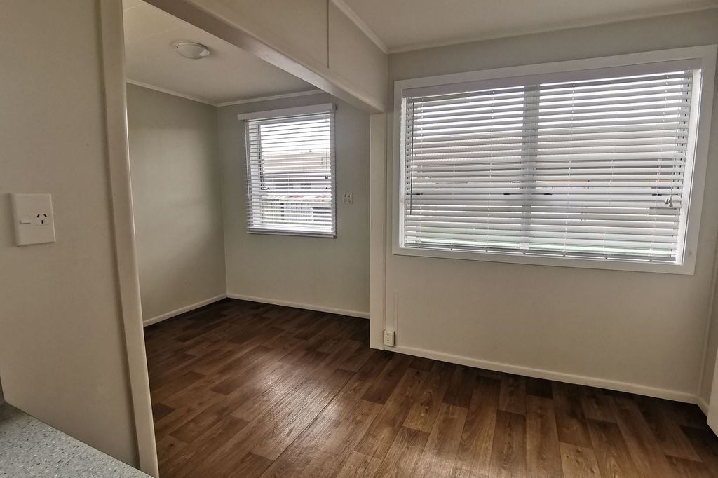 Sought after location in Cambridge East 5