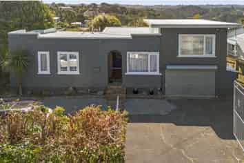 230 Upper Harbour Drive, Greenhithe