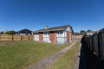 239 East Tamaki Road, Otara