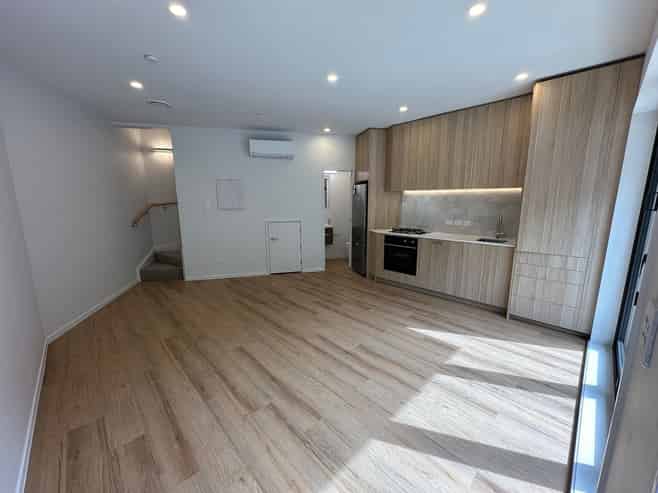 Auckland - Address withheld