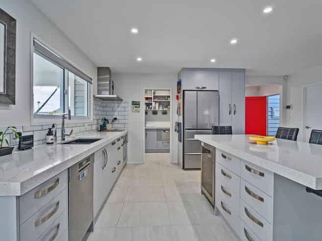 15 Whitby Avenue, Whitianga