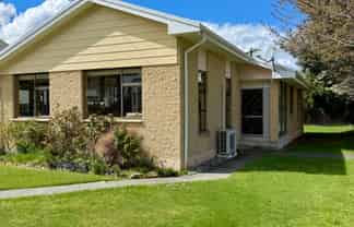 20 Ferguson Street, KUROW