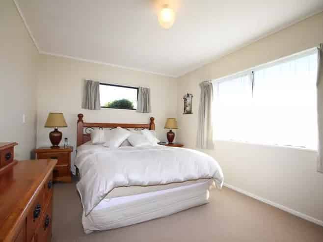 16 Bens Place, Springvale