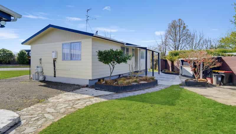 16 Kingwell Drive, Springlands