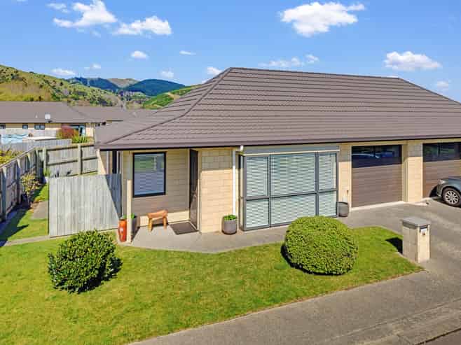 14/3 Georgia Grove, Paraparaumu