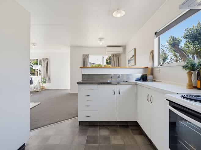 242b Waihi Road, Judea