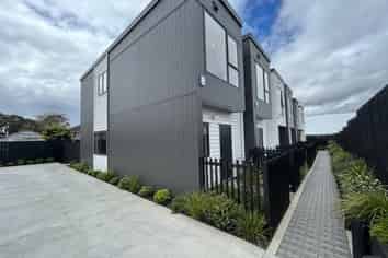 7 Frances Street, Manurewa