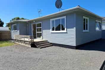 305A Murdoch Road East, Akina