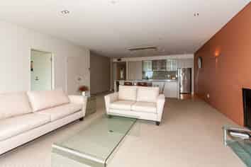 3/93 St Aubyn Street, New Plymouth