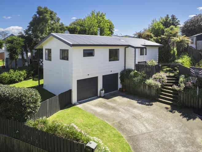 18 Dunton Drive, Welcome Bay