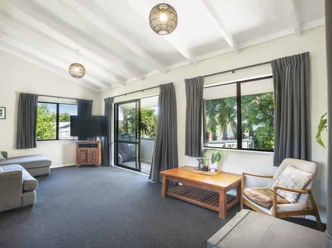 18 Dunton Drive, Welcome Bay