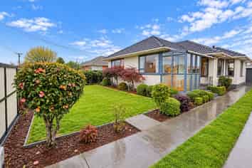 31 Vardon Crescent, Shirley