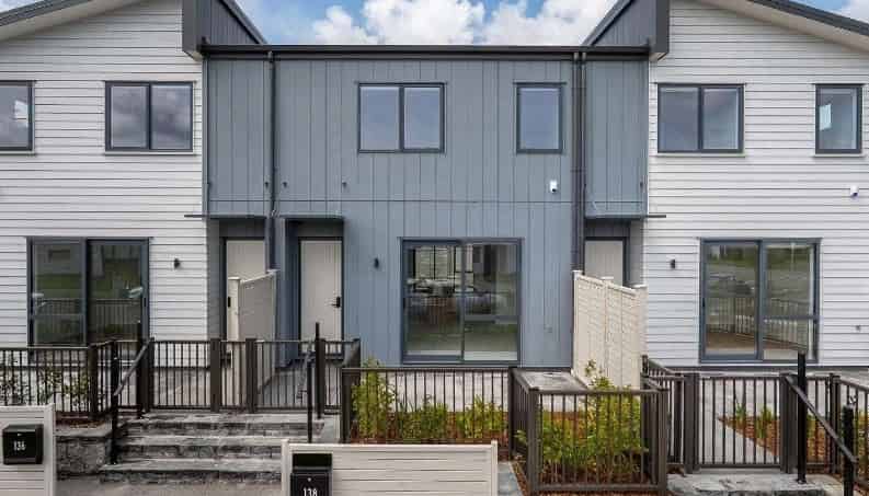 138 Pepene Avenue, Takanini