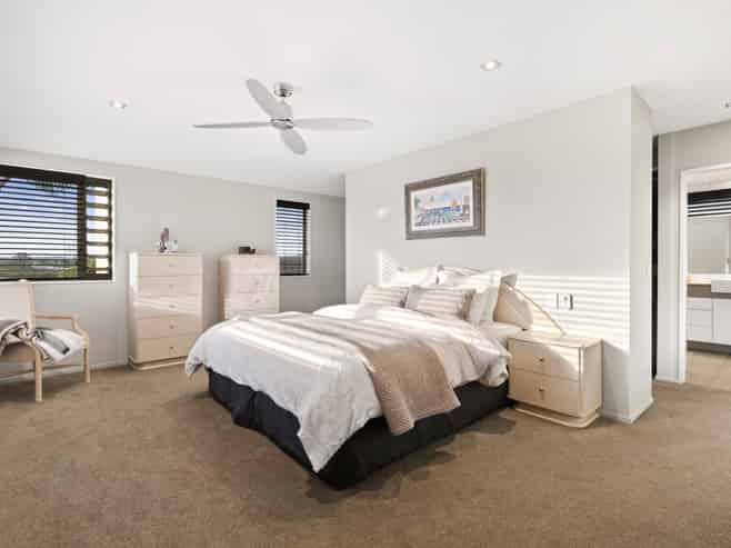 16 Pescara Point, Karaka