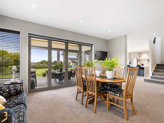 16 Pescara Point, Karaka