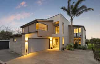 16 Pescara Point, Karaka