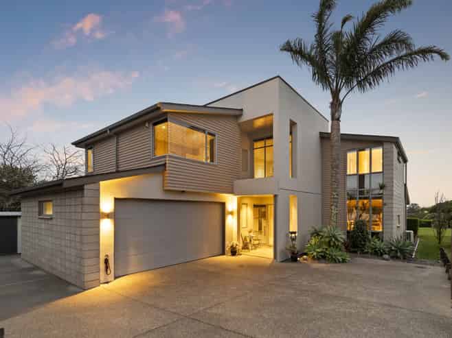 16 Pescara Point, Karaka