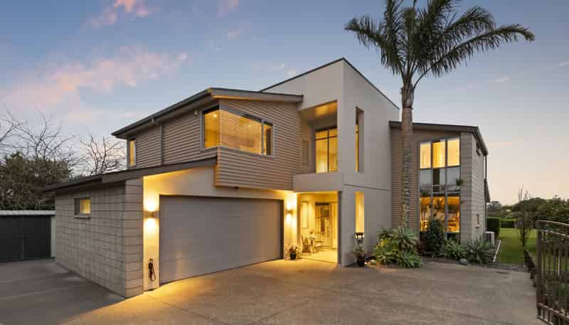 16 Pescara Point, Karaka