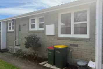 2/15a Holsworthy Road, Lower Vogeltown