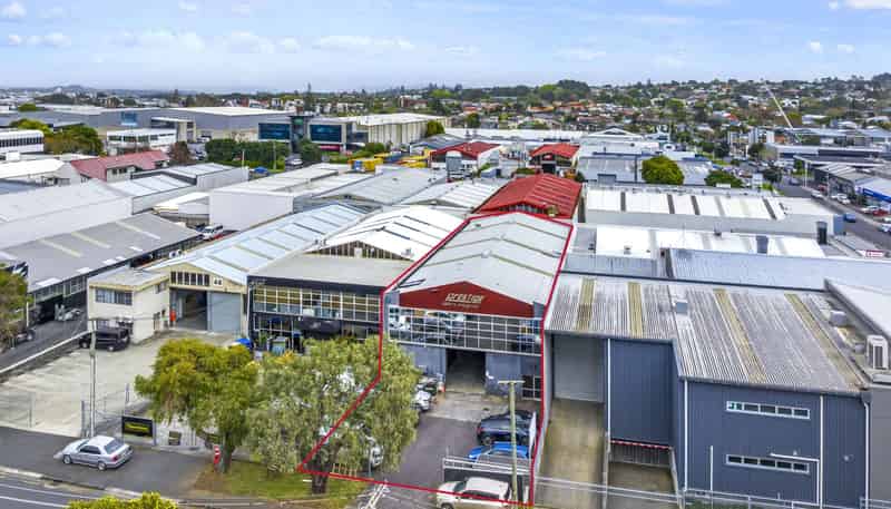 52  Fairfax Avenue, Penrose