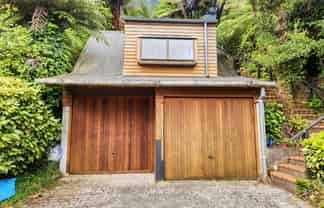 9 Euclid Grove, Kelson