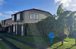 1/14 Aramoana Avenue, Devonport