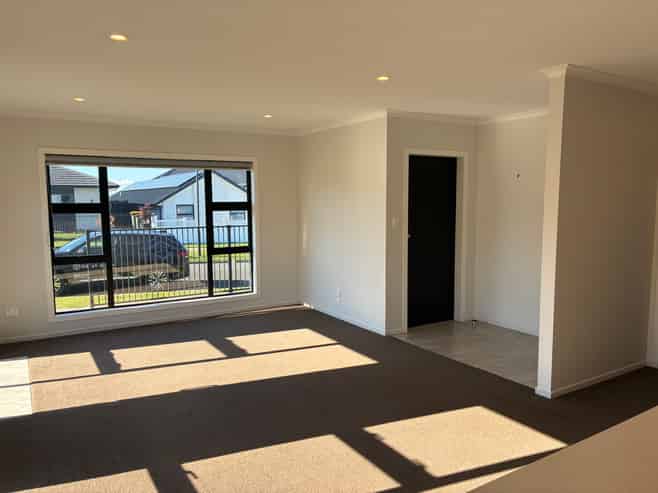 72 Sylvester Crescent, Flagstaff