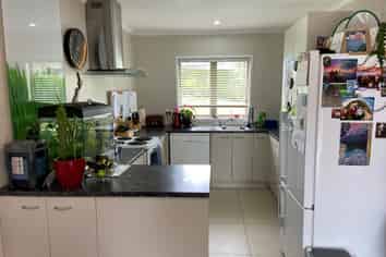 a/40 Kingdale Road, Henderson