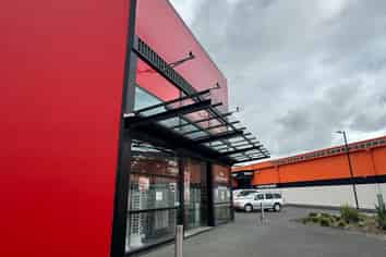 BULK RETAIL OR LARGE HOSPITALITY
