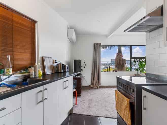 3/5 London Street, Saint Marys Bay