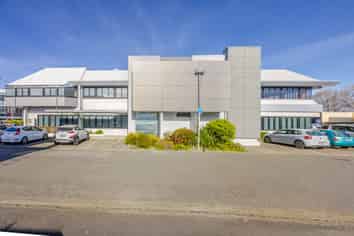 Napier Office Asset with Scale, Presence and Vacant Possession