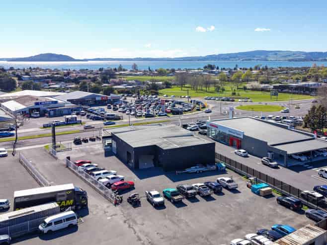 Rare Lake Road Commercial Opportunity