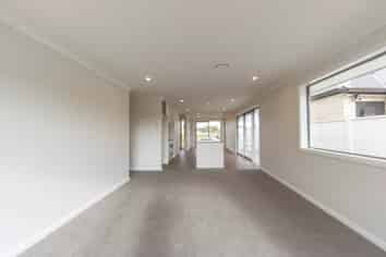 10 Ruia Crescent, Cambridge