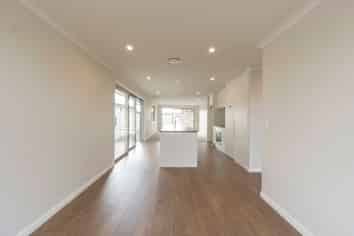 10 Ruia Crescent, Cambridge