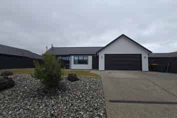8 Cumberland Road, Lower Shotover