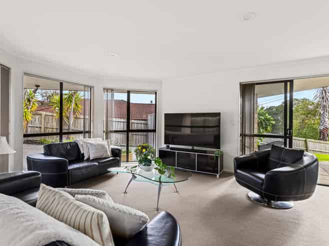 40 Rivervale Grove, Stanmore Bay