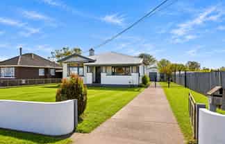 82 Glover Road, Hawera